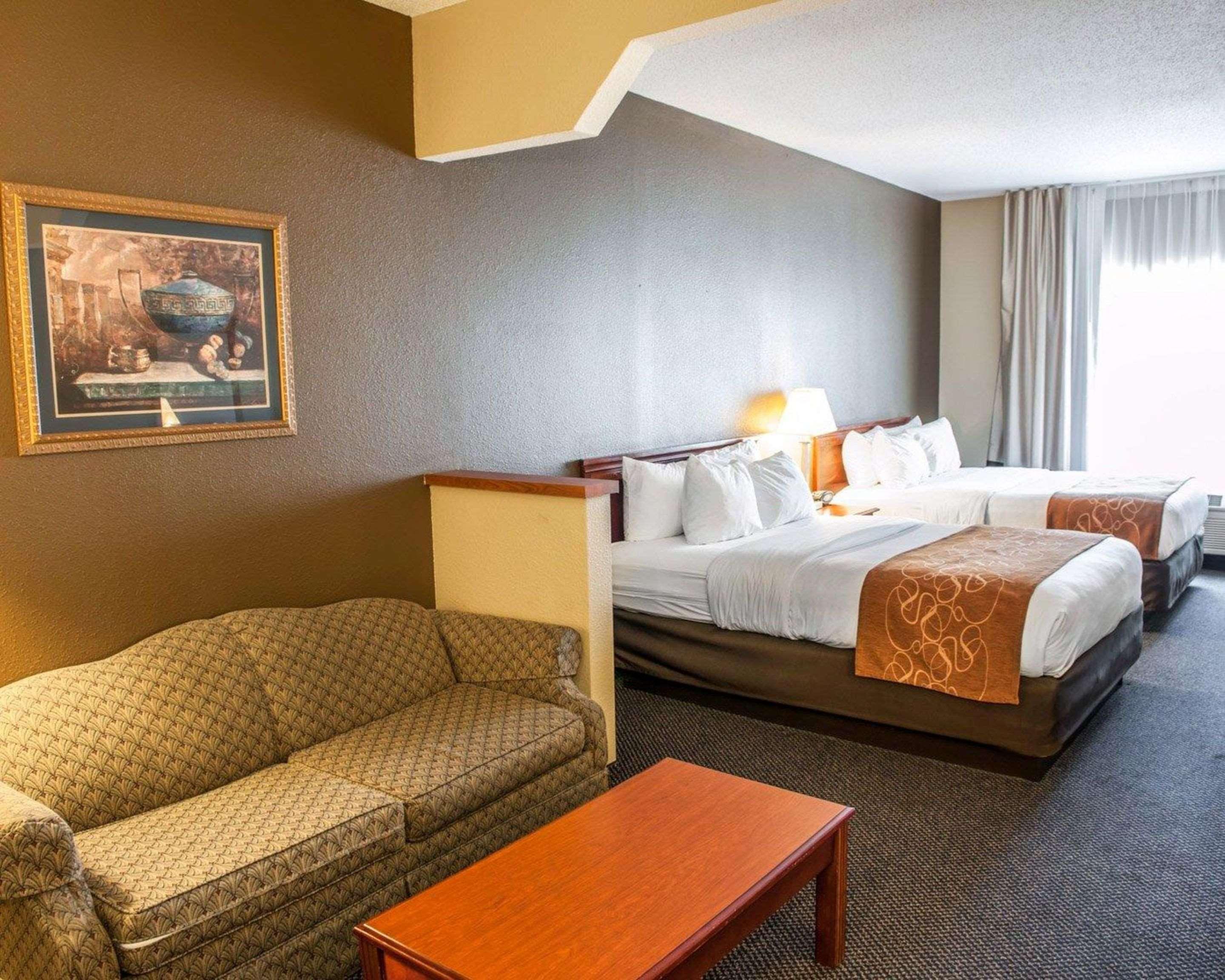 Comfort Suites Auburn Near I-69 Exterior foto